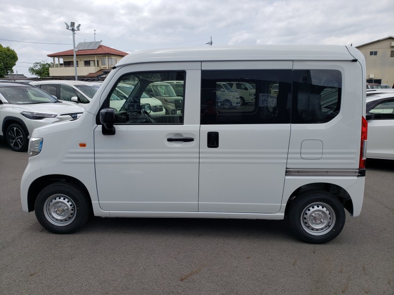N-VAN8枚目