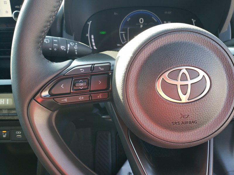 ヤリスクロス13枚目