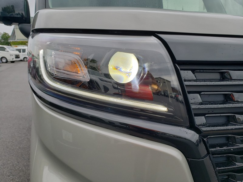 スペーシアベース9枚目