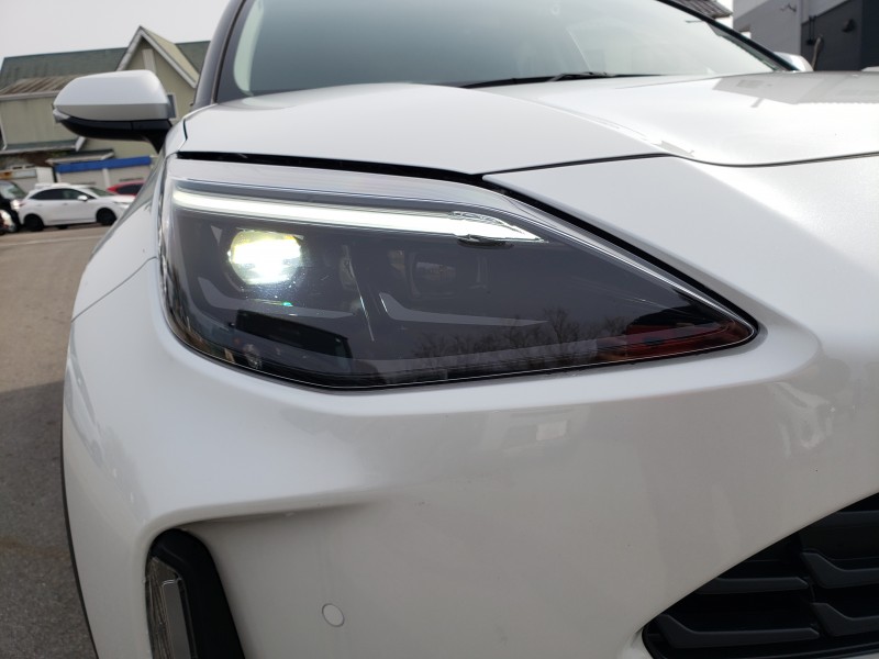 ヤリスクロス11枚目