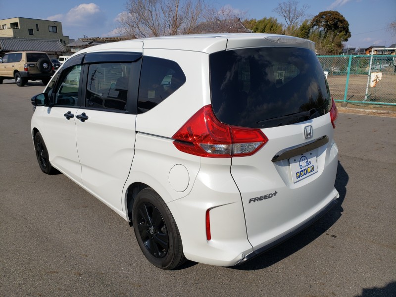 フリードプラス6枚目