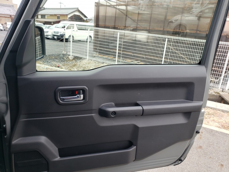 ジムニーシエラ20枚目