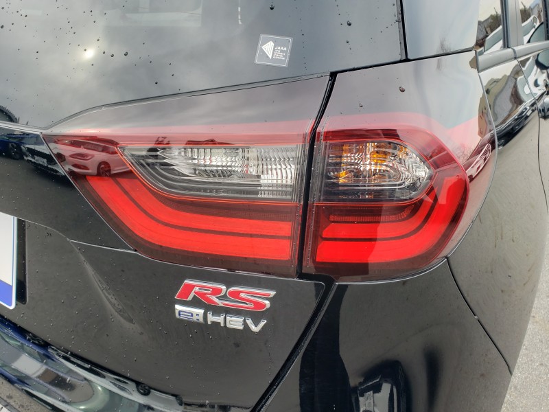 フィット13枚目