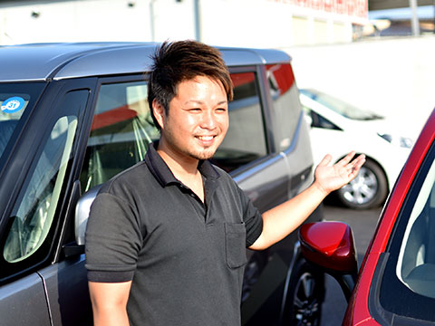 未使用車は傷などもなくとてもきれいな車です。